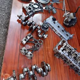 4 pistones con sus bielas Nissan v-16 twimcan año:2005