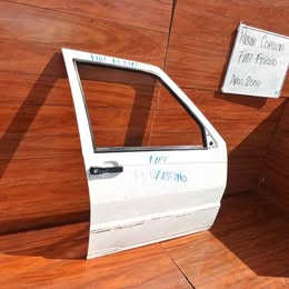 Chapa de puerta Fiat fiorino año:2007