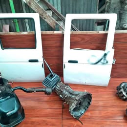 Chapa de puerta Nissan d-21 2.4 año:1999