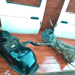 Estanque de combustible Nissan d-21 2.4 año:1999