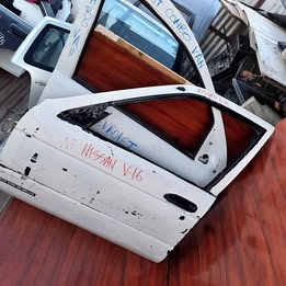 Puerta Nissan v-16 twimcan año:2005