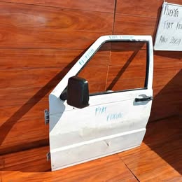 Puerta pelada Fiat fiorino año:2006