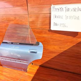 Puerta pelada honda integra año:1995