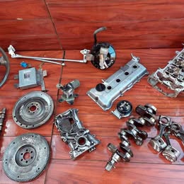 Tapa de aceite Nissan v16 twimcan año:2004