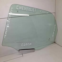 Vidrio puerta chevrolet corsa 1.6 año:2005