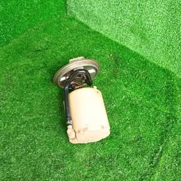 Bomba de combustible chevrolet corsa 1.6 año:2000