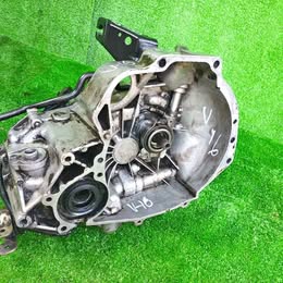 Caja de cambio Nissan v-16 twimcan año:2000