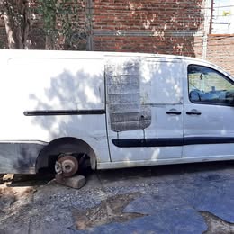 Caja de cambio Peugeot expert año:2014