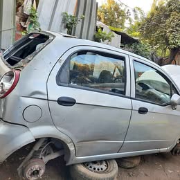 Chapa de puerta chevrolet spark 1.0 año:2009