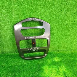 Consola chevrolet spark gt año:2013