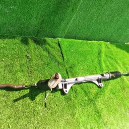 Cremallera de dirección Nissan tiida año:2014