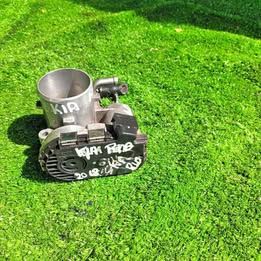 Cuerpo aceleración kia Río  4 año:2016