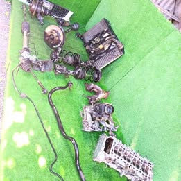 Dos barras estabilizadora Nissan v-16 ex-salon año:2002