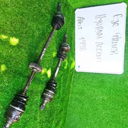 Dos Eje palieres hyundai accent año:1999