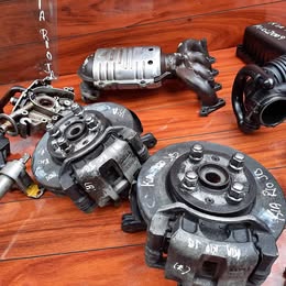 Dos masas-muñón kia Río JB año:2009