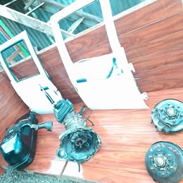 Dos masas-muñón Nissan d-21 2.4 año:1998