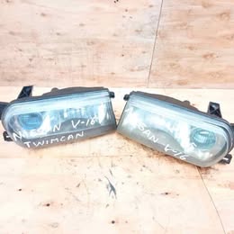 Dos ópticos Nissan v-16 twimcan año:2002