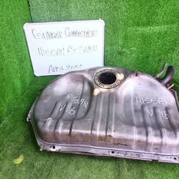 Estanque de combustible Nissan v-16 ex-salon año:2000