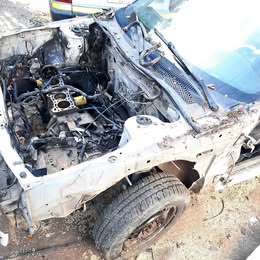 Frontal Nissan v-16 twimcan año:2003