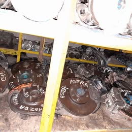 Masa-muñón mazda 323 año:1994