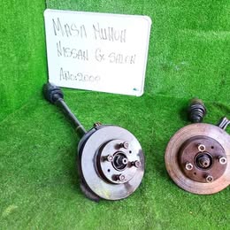 Masa-muñón Nissan v-16 ex-salon año:2000