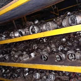 Piston con su biela chevrolet corsa 1.0 año:2002