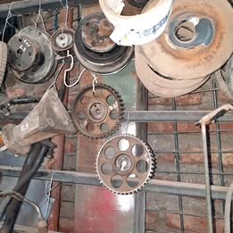 Polea de leva Nissan  d-21 2.4 año:2000