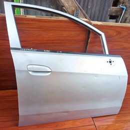 Puerta copiloto chevrolet sail 1.4 classic año:2011-2015