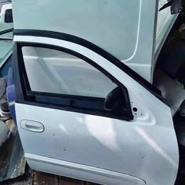 Puerta copiloto Samsung sm3 año:2012