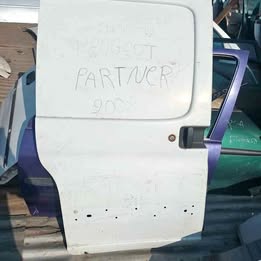 Puerta corredera Peugeot partner año:2008