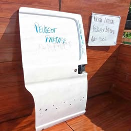 Puerta lateral Peugeot partner año:2008