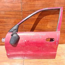 Puerta pelada hyundai accent año:1997