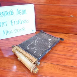 Radiador de agua Fiat fiorino año:2005