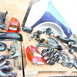 Riel con sus inyectores  chevrolet corsa 1.6 originales año:2005