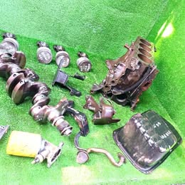 tapa-de-carter-nissan-d-21-2-4-ano-1997-FB4249081208648731.jpg Tapa de cárter Nissan d-21 2.4 año:1997