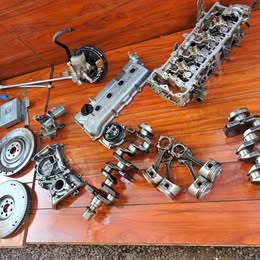 Tapa de distribución Nissan v-16 twimcan año:2009