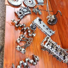 Tapa de válvulas Nissan v-16 twimcan año:2005