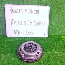 Volante con su prensa Nissan v-16 ex-salon año:2000