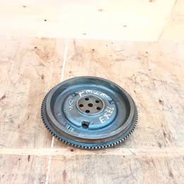 Volante de inercia hyundai Excel año:1994