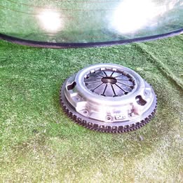 Volante de inercia kia Río año:2004