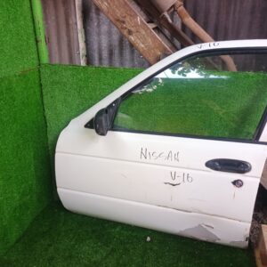 Puerta Izquierda Nissan V16 2004