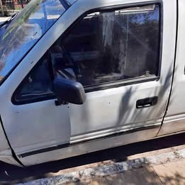 Aletilla chevrolet luv 2.3 año:1995