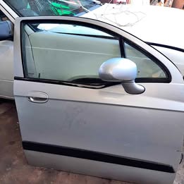 Aletilla chevrolet spark año:2010