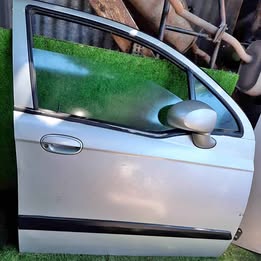 Chapa de puerta chevrolet spark 1.0 año:2010