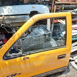 Cremallera de puerta chevrolet luv 2.3 año:1996