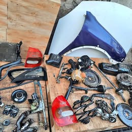 Dos resortes traseros chevrolet corsa 1.6 año:2007