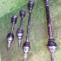 Eje palier Nissan v-16 ex-salon año:2002