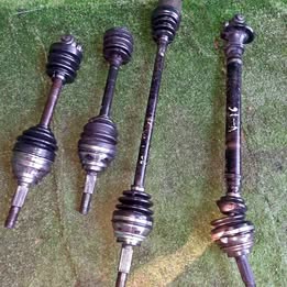 Eje palier Nissan v-16 ex-salon año:2002