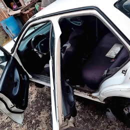 Manilla puerta Nissan v-16 twimcan año:2000