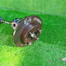 Masa-muñón Nissan v-16 twimcan año:2000